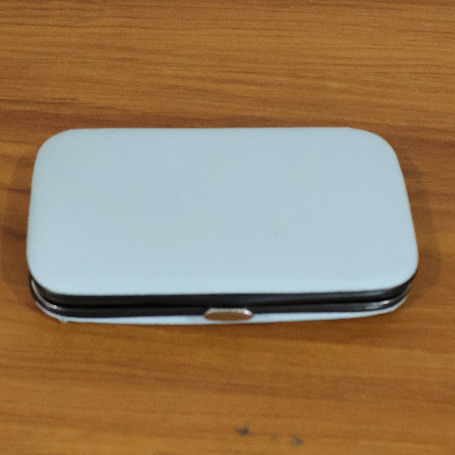 Portable nail trimming and grooming set for travel