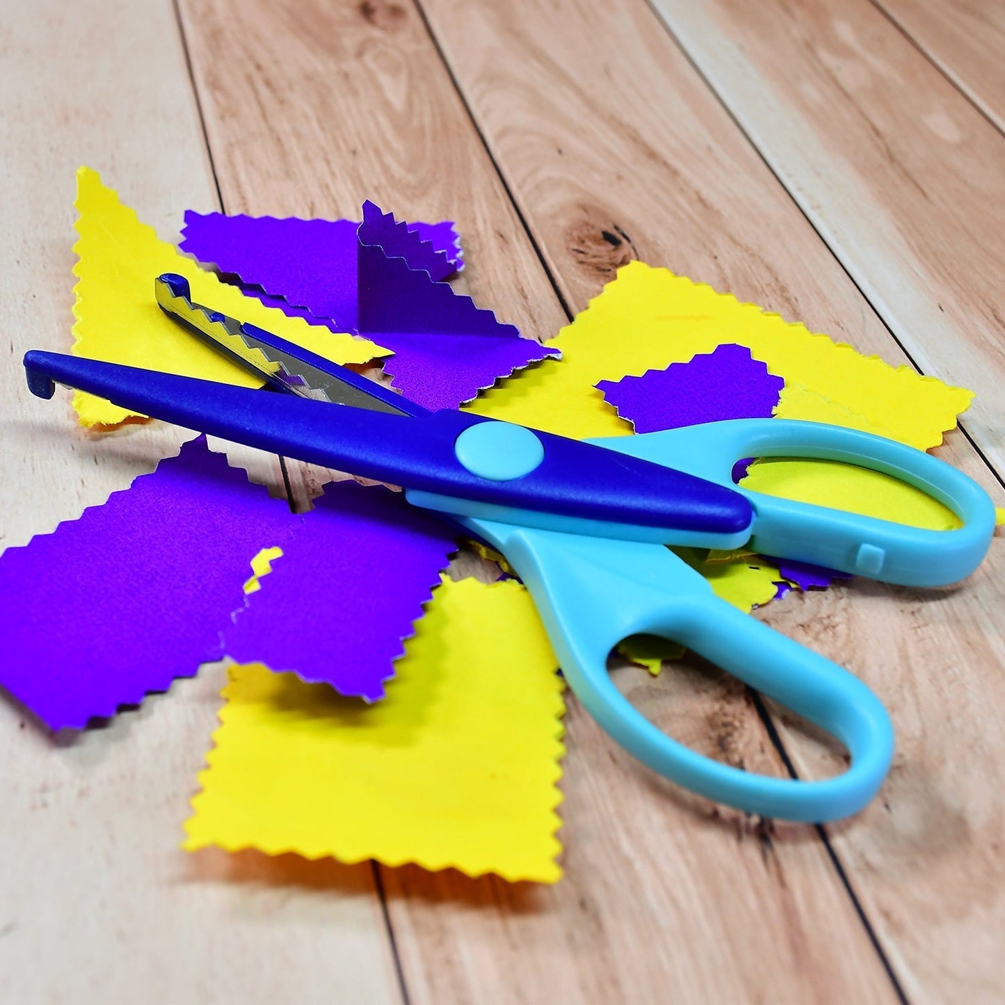 9128 Multipurpose Large Stainless Steel Scissor For Home Scissors/Office Scissors/School Work Scissors /Cutting / Croping Scissors /Tailoring Scissors ( Mix 1 Kg )