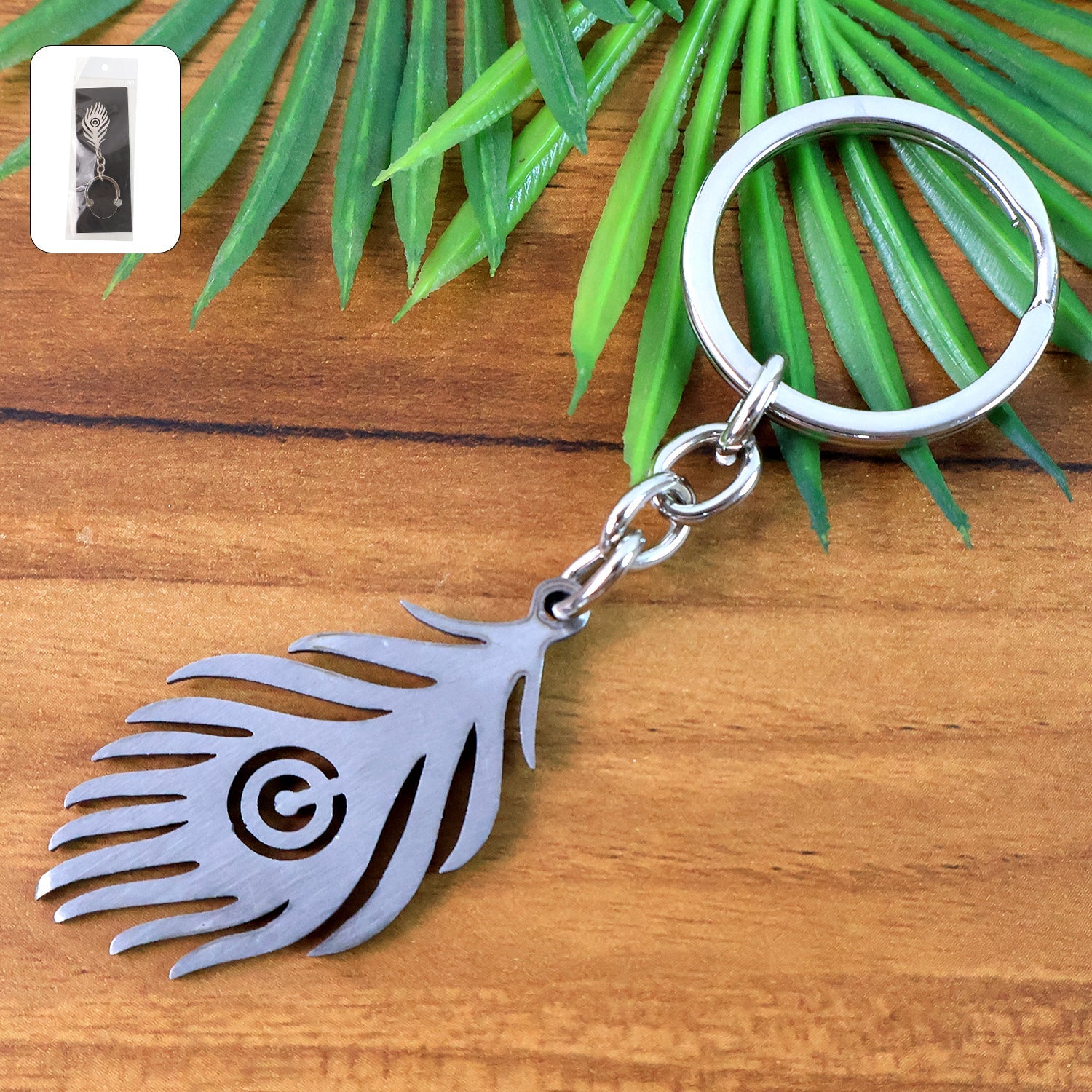 Peacock feather stainless steel keychain with metallic finish