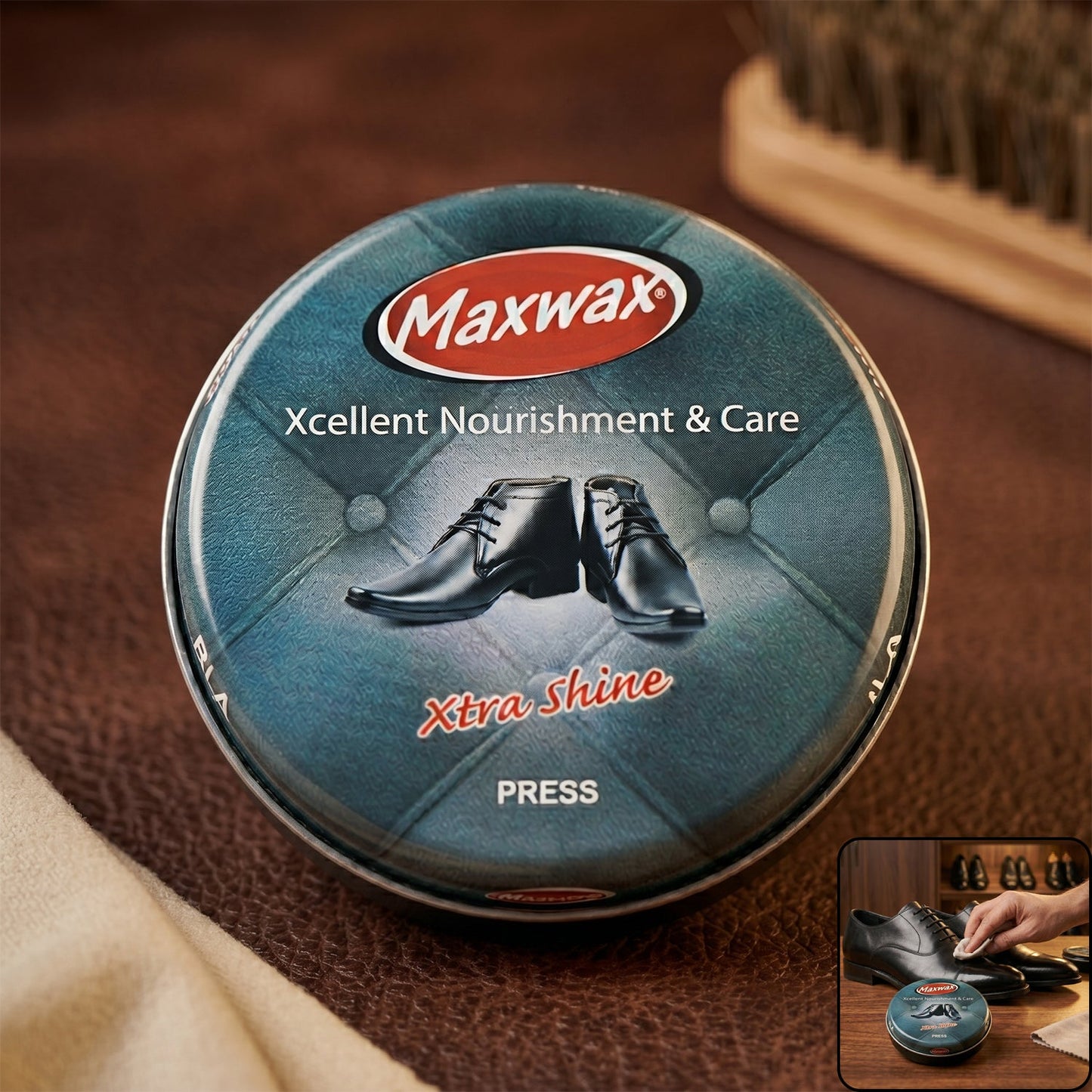 Black shoe polish cream for leather footwear with smooth application