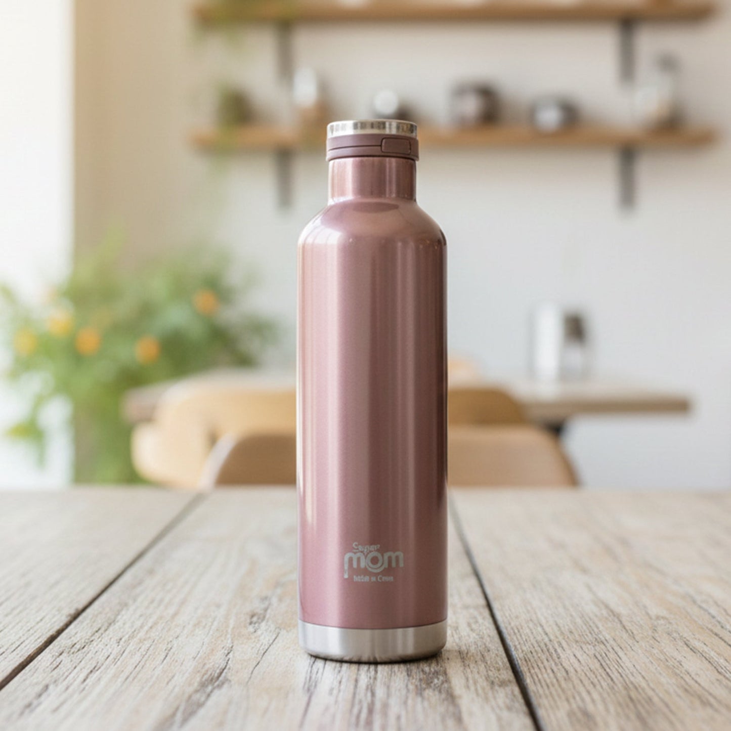 Stainless steel insulated water bottle with durable design