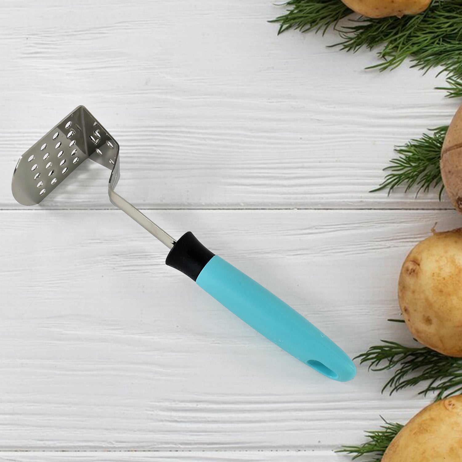 Stainless steel mashing plate and grip of Apex potato masher