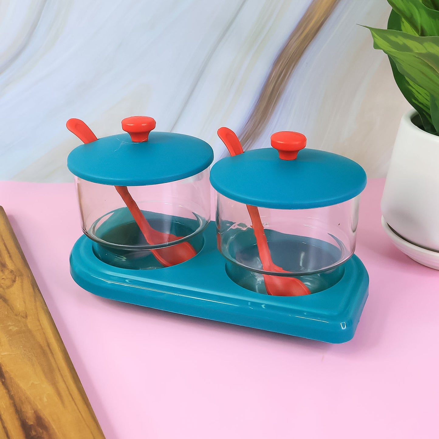 Multipurpose food storage container set with included spoons and tray