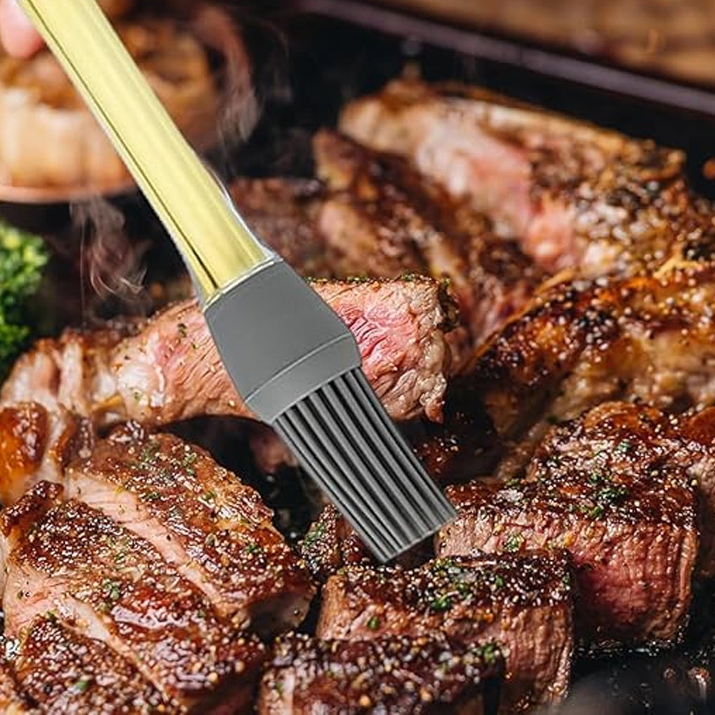 Heat-resistant silicone chef’s brush for kitchen use