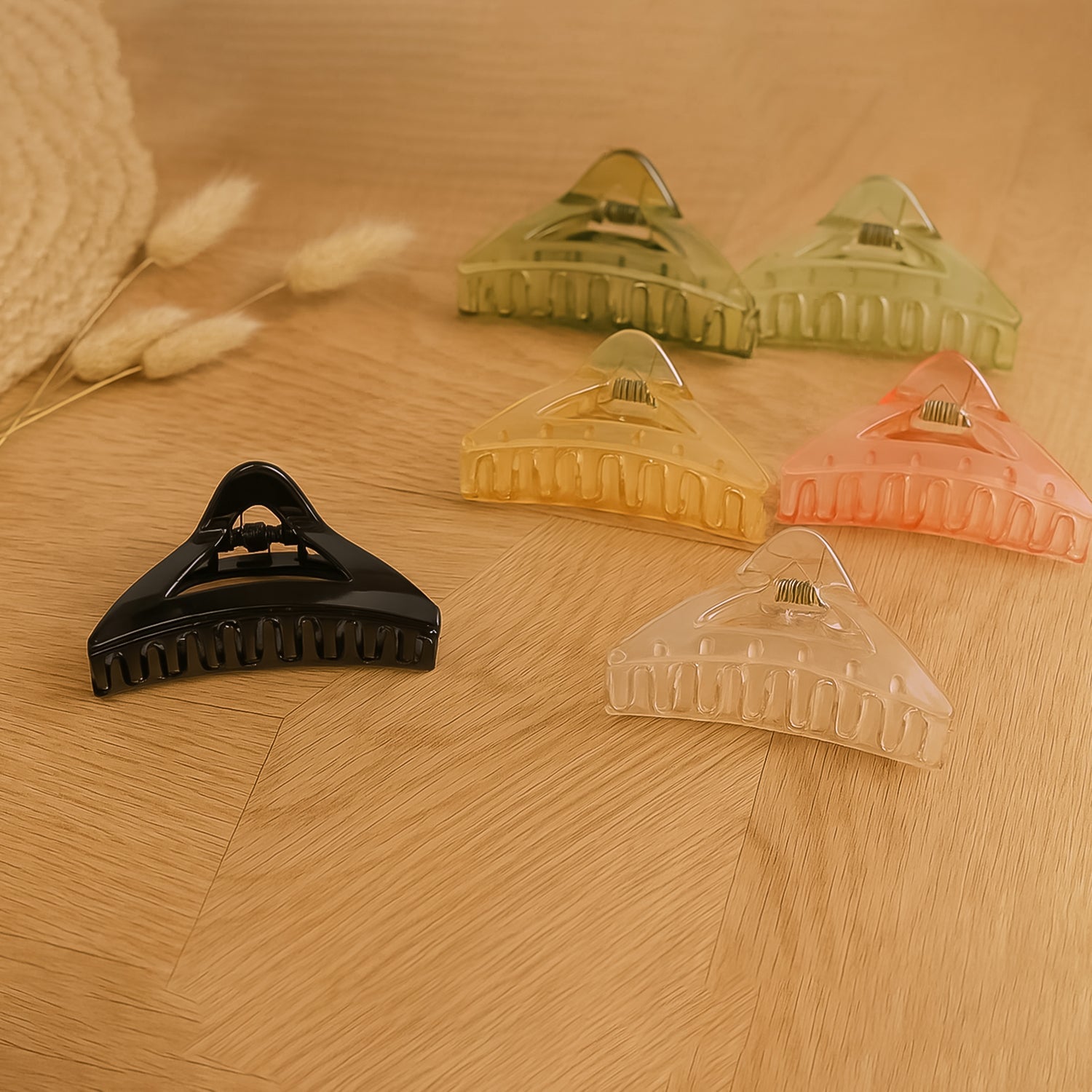 Mix color durable triangle plastic hair claw clip for women and girls
