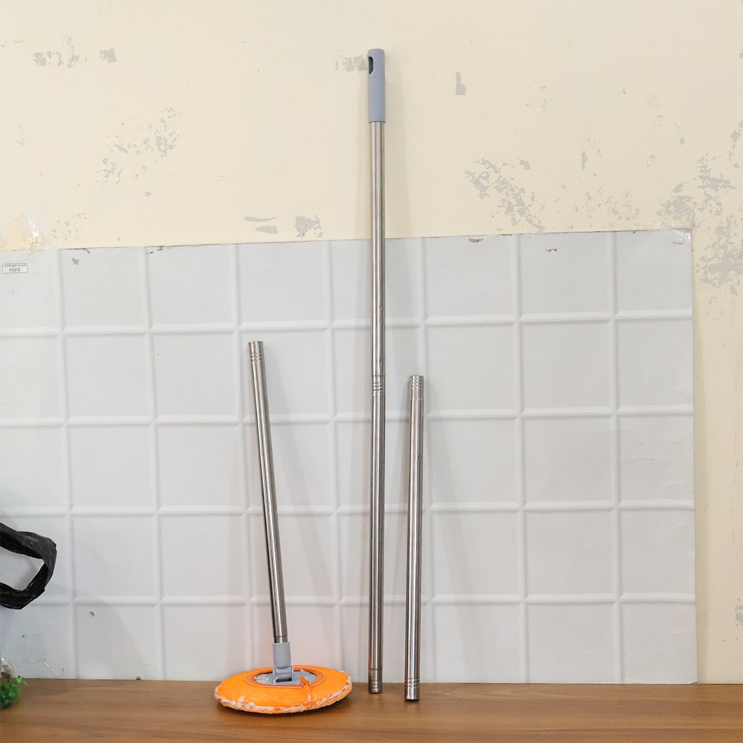 Ready-to-use spin mop with bucket system for household cleaning