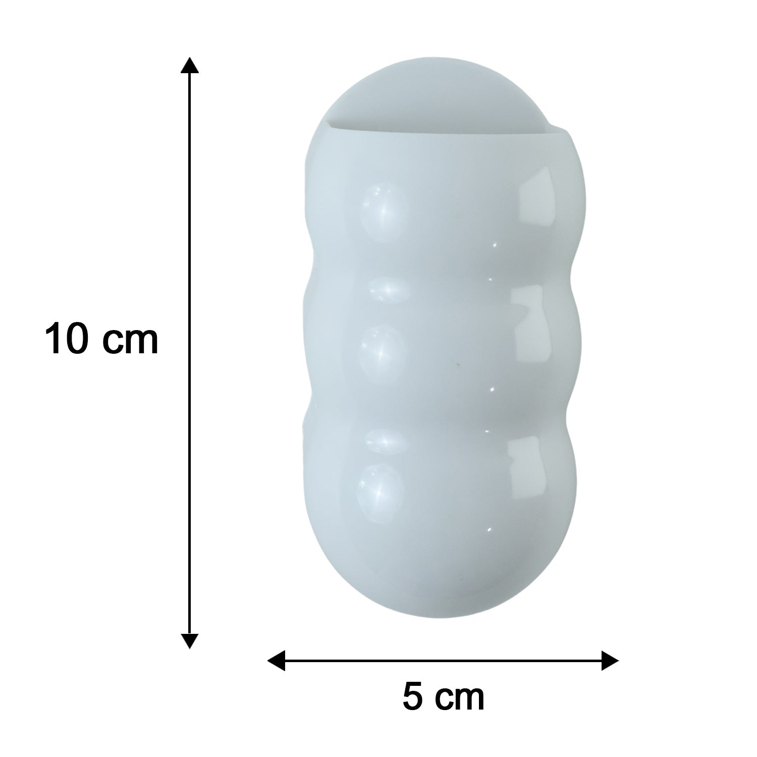 White, caterpillar-shaped holder with dimensions: 10 cm height and 5 cm width.