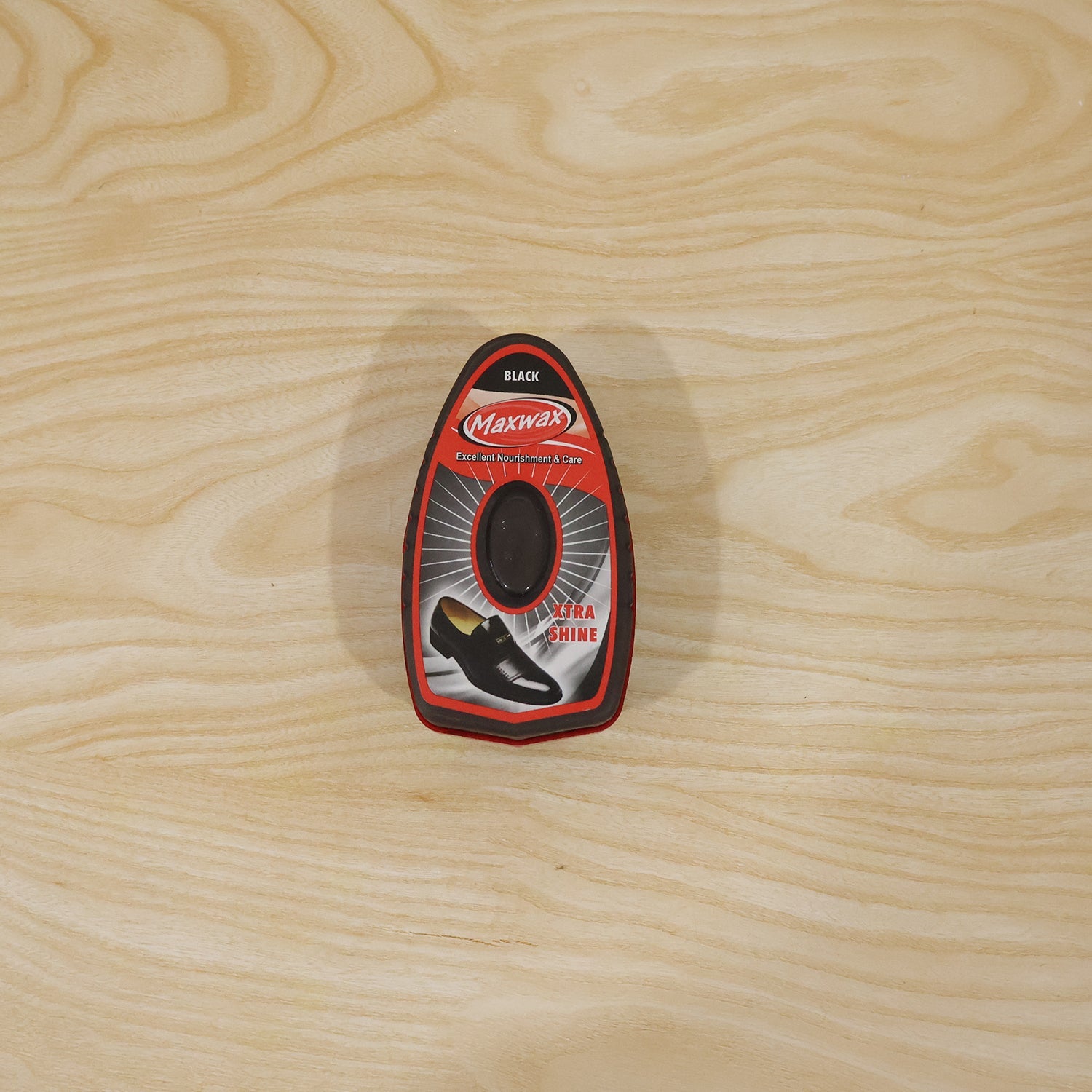Instant shine shoe sponge for leather footwear
