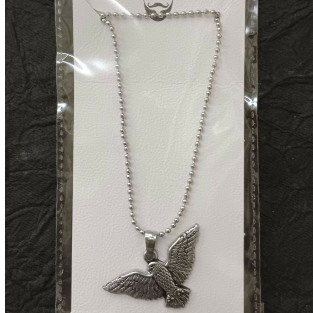 stylish flying eagle pendant necklace