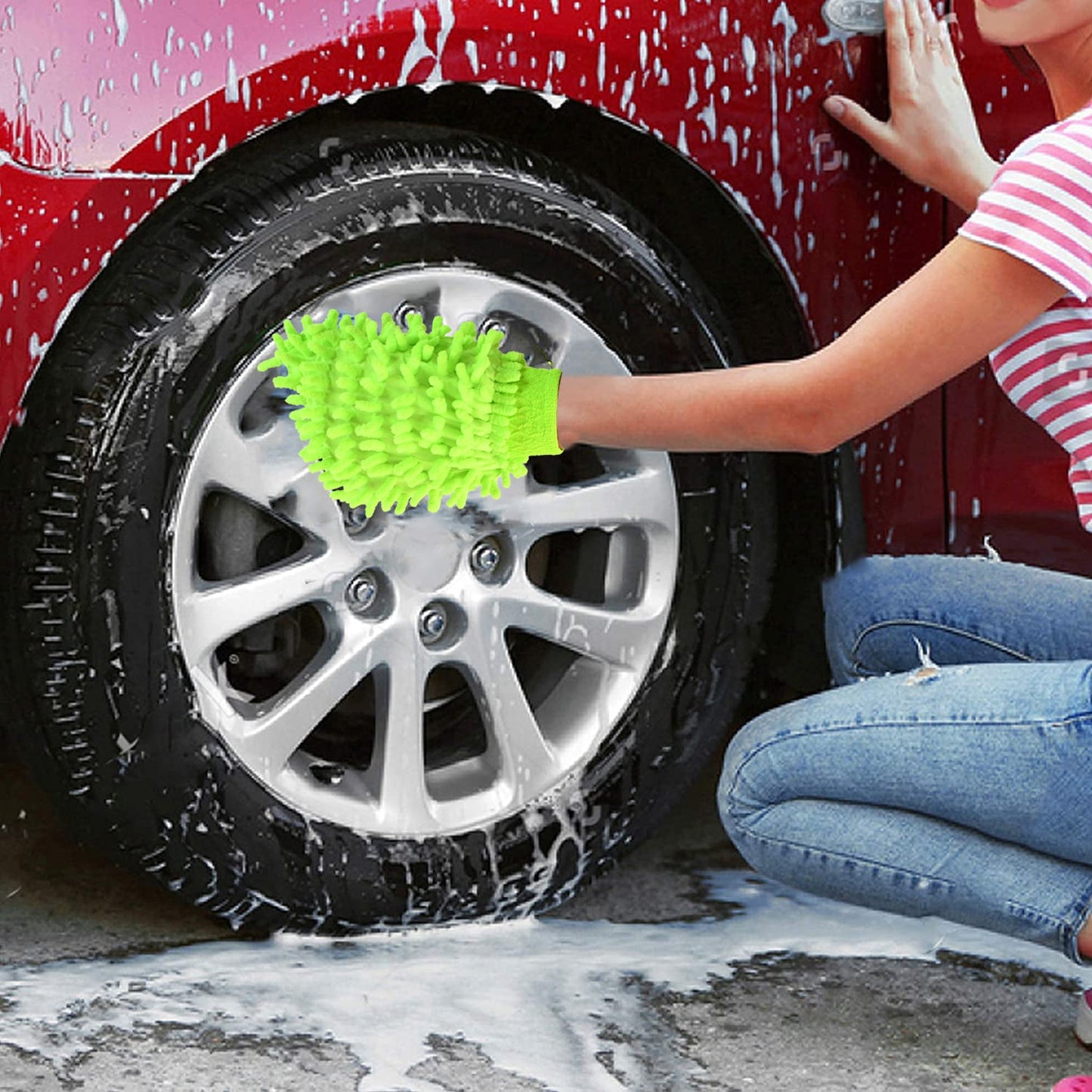 Microfiber cleaning glove mitt for car and home use