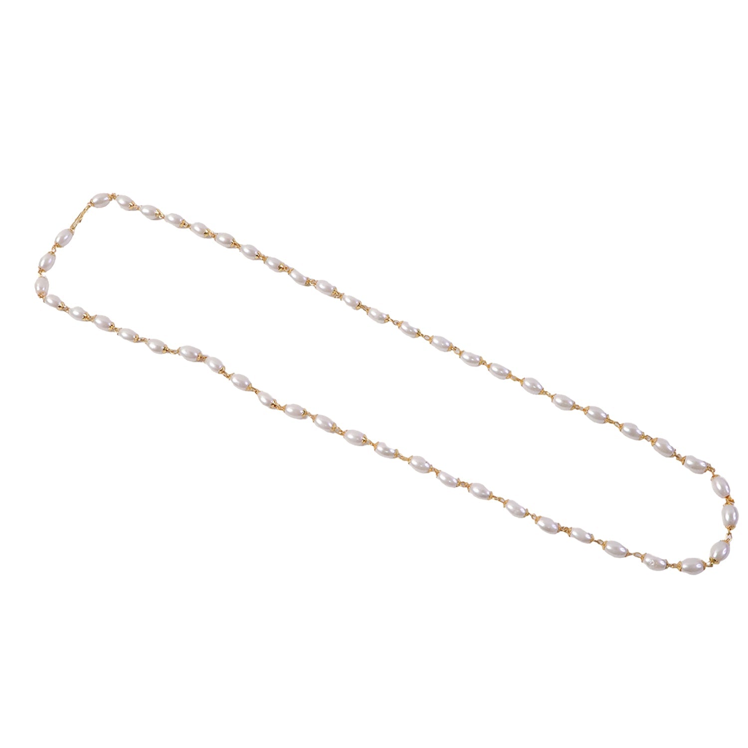 Traditional style pearl necklace with gold-tone links