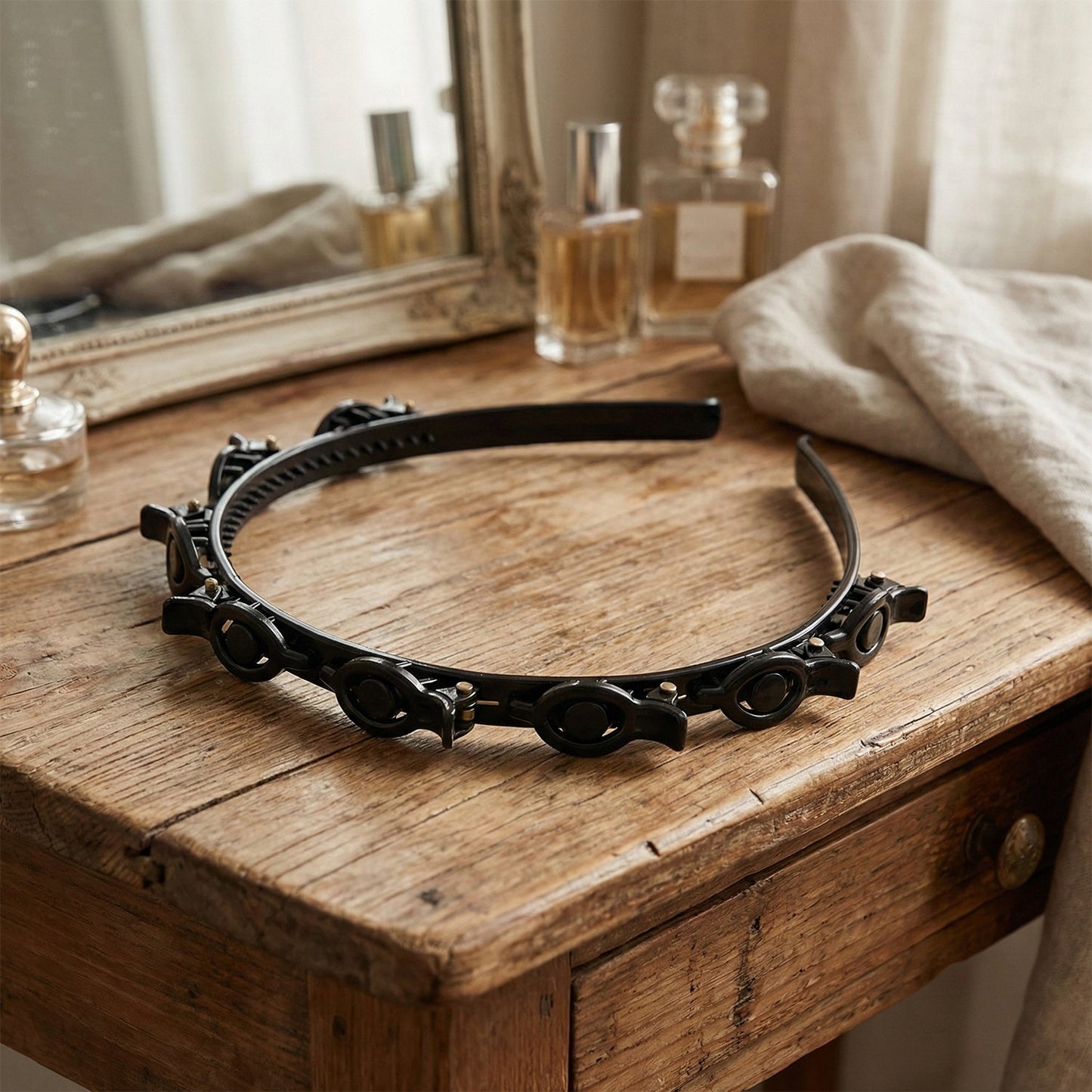 Clip-supported adjustable hair styling headband for daily use