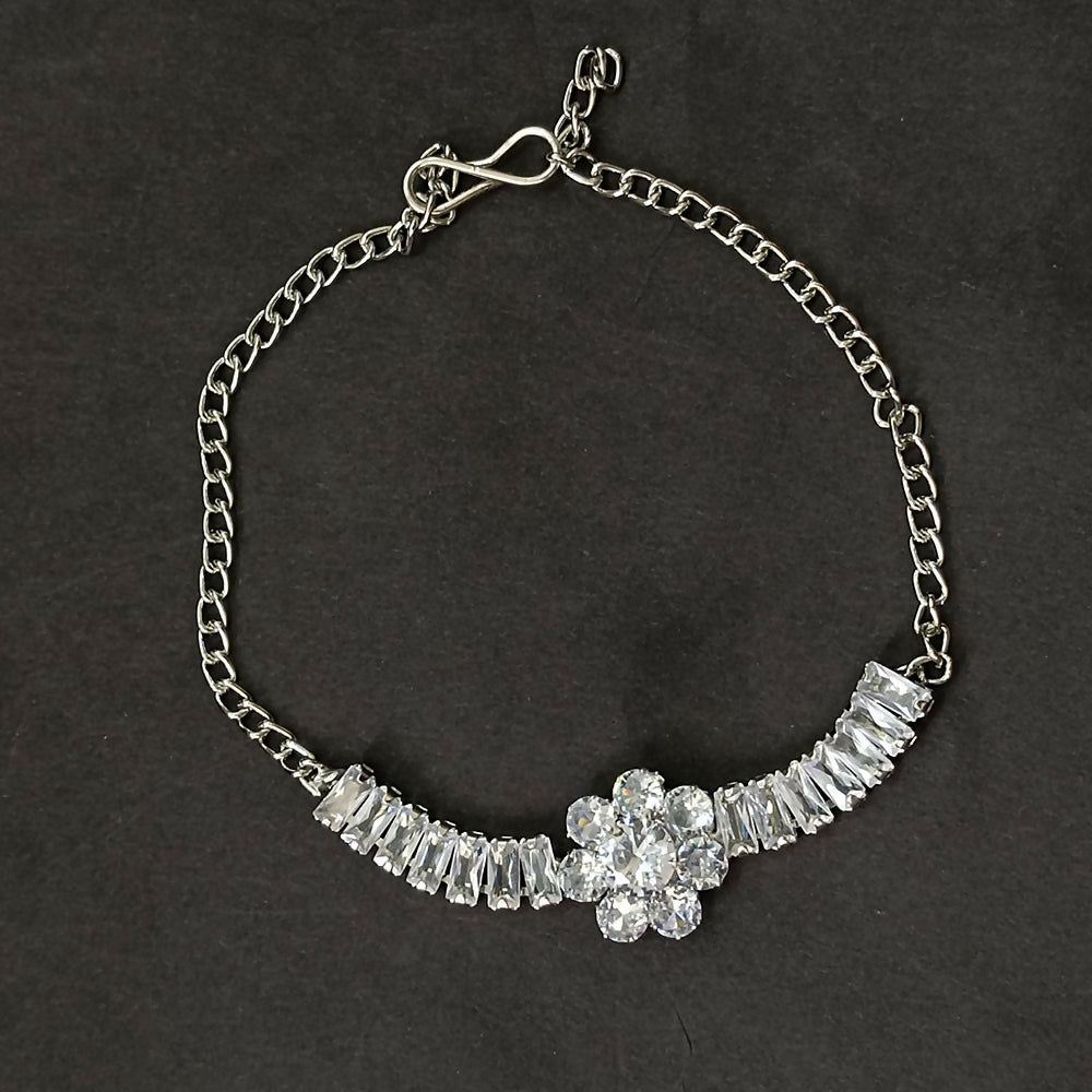 Premium AD Floral Bracelet Combo Perfect For Gifting