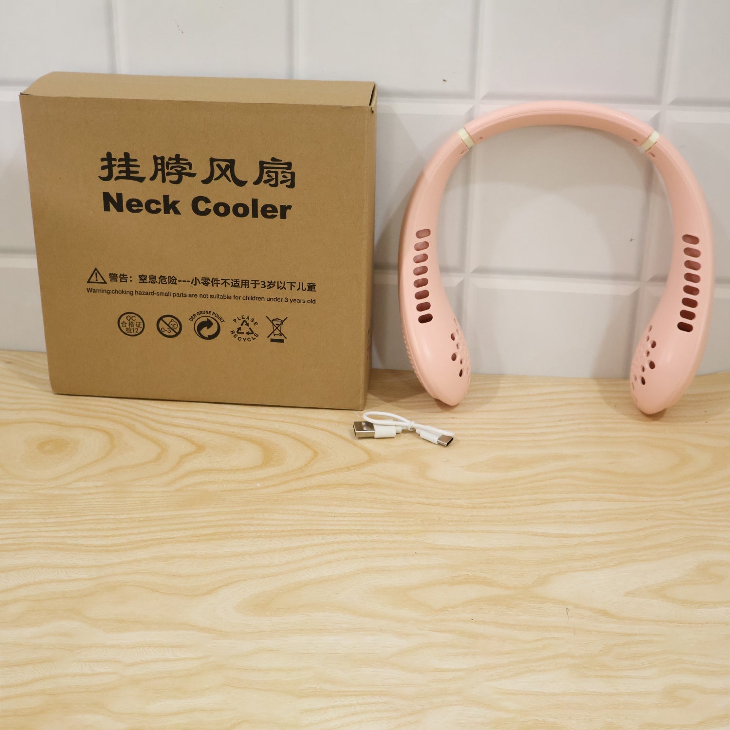 Live photo of USB rechargeable portable neck fan