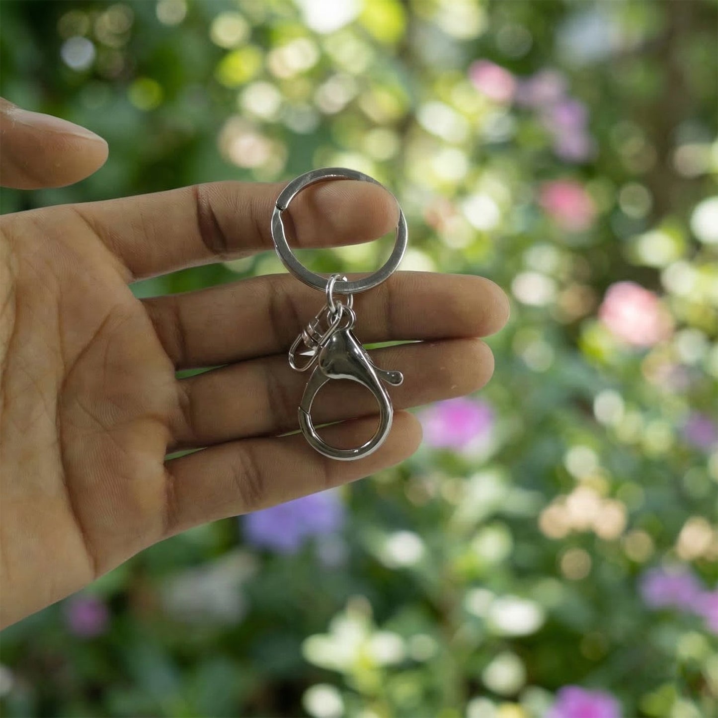 Novelty skeleton keychain accessory for travel and daily use