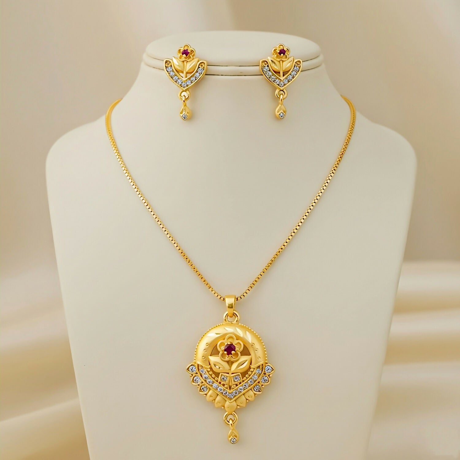 Elegant Gold-Plated Floral Bloom Jewelry Set: Pendant, Chain, and Earrings, popular pendant set