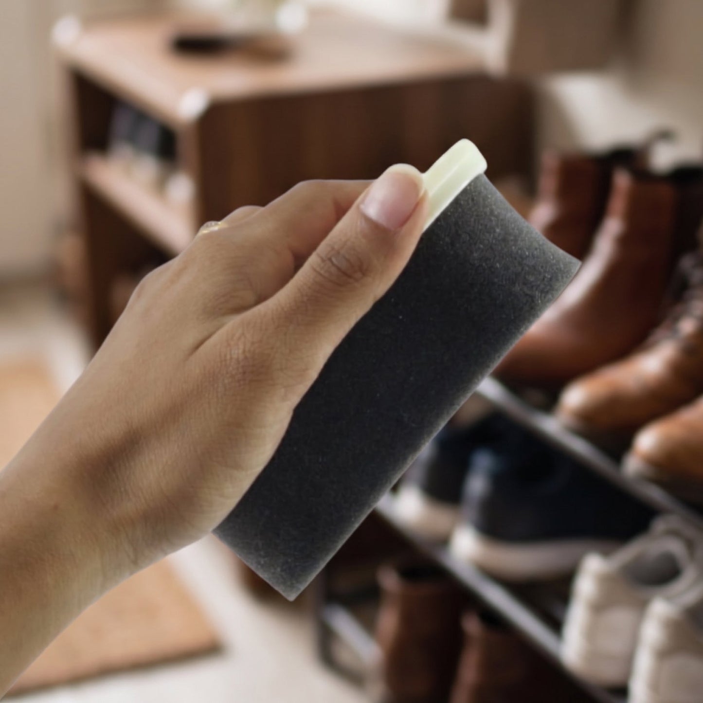 Instant shine footwear tool for quick touch-up