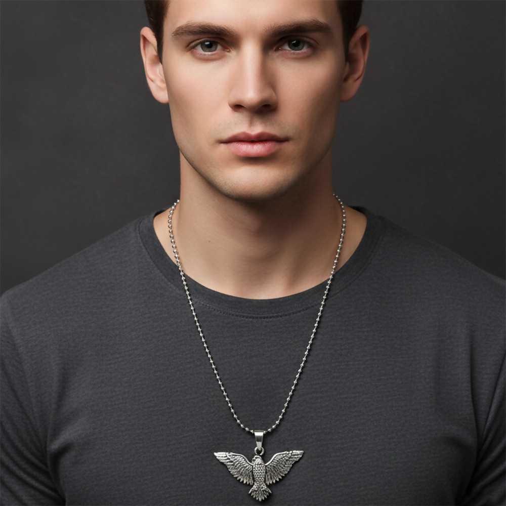 stylish flying eagle pendant necklace