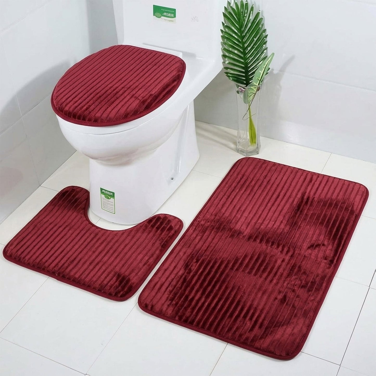 Toilet lid cover from the bathroom mat set